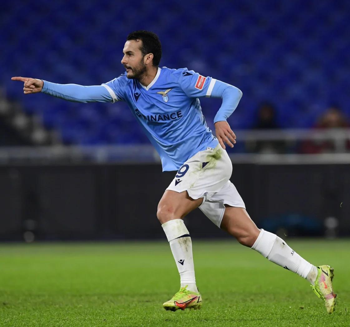 包含赛地聚焦：意大利杯转会期热度飙升，马赛复出首秀，引发热议，球探报告显示潜力的词条-Jinnianhui